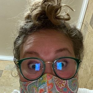 Meet your Posher, Sharon